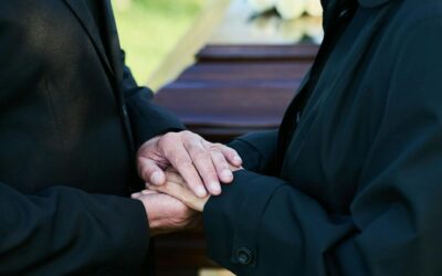Ceremonie ostatniego pożegnalne – jakie są formy i jak zorganizować uroczystość?
